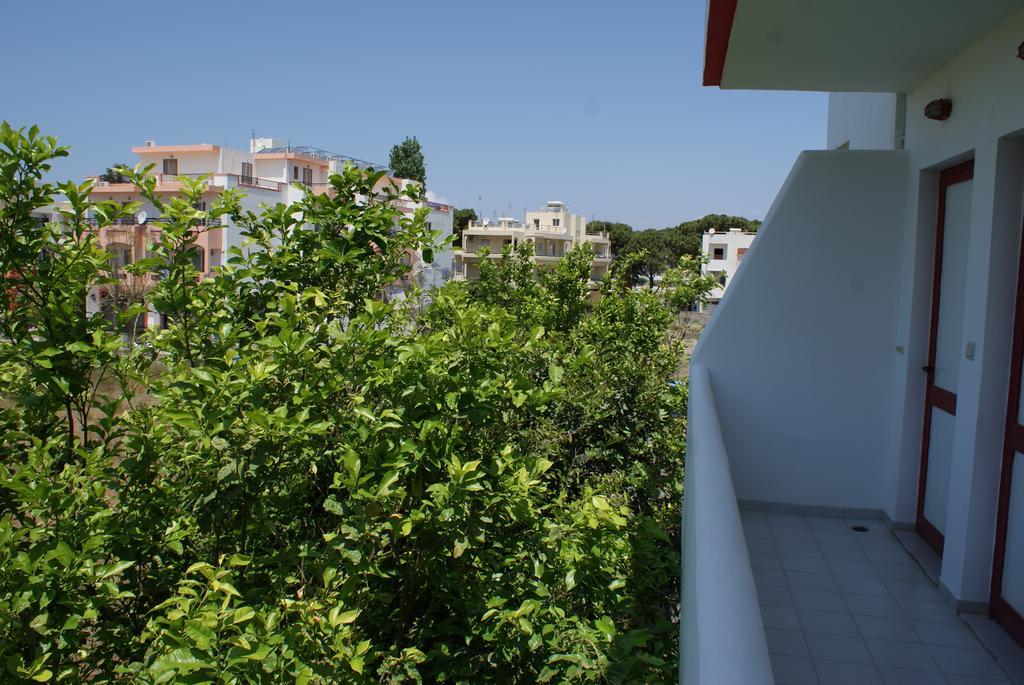 Stam & John Apartments Кос Экстерьер фото